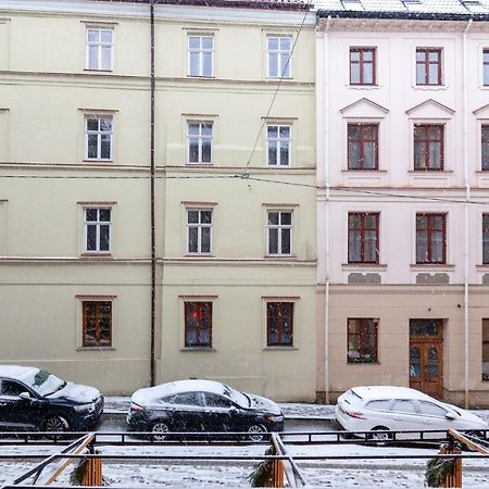 Romari Площа Міцкевича Lviv Exterior photo